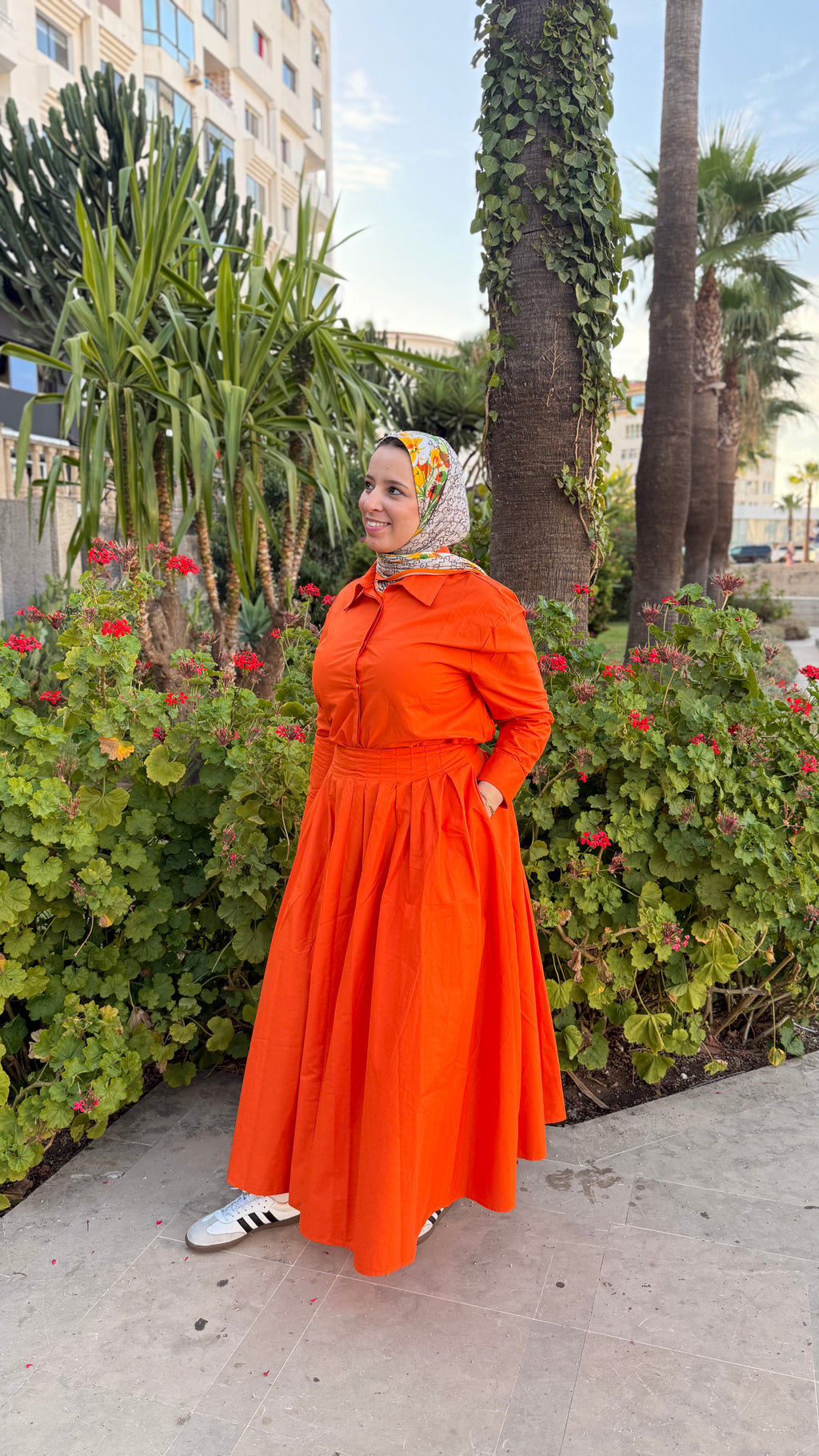 Ensemble Chemise & Jupe Plissée Orange