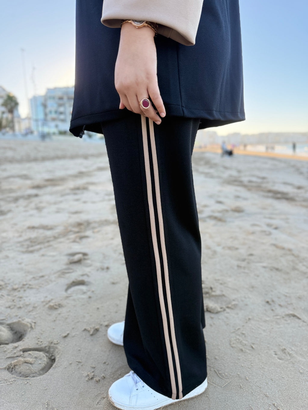 Ensemble Sport Noir & Beige